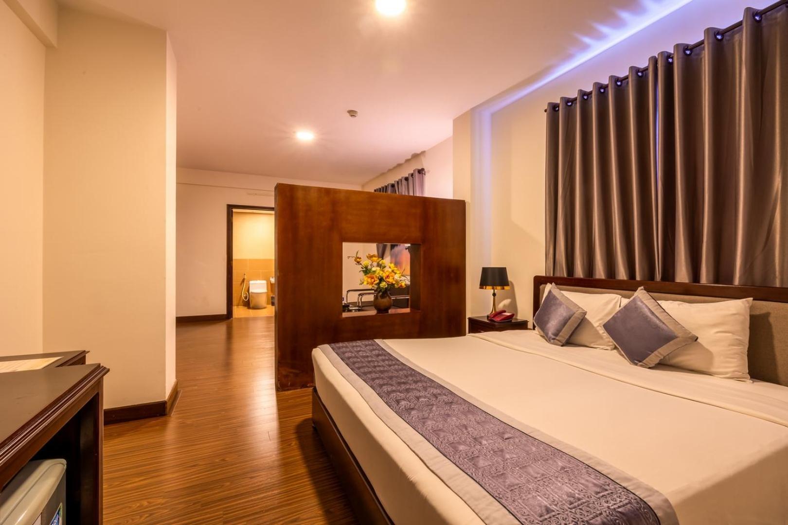 Baly Hotel Hue Exterior foto